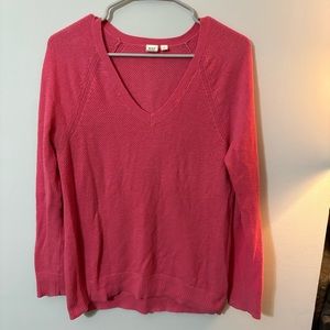 Gap sweater